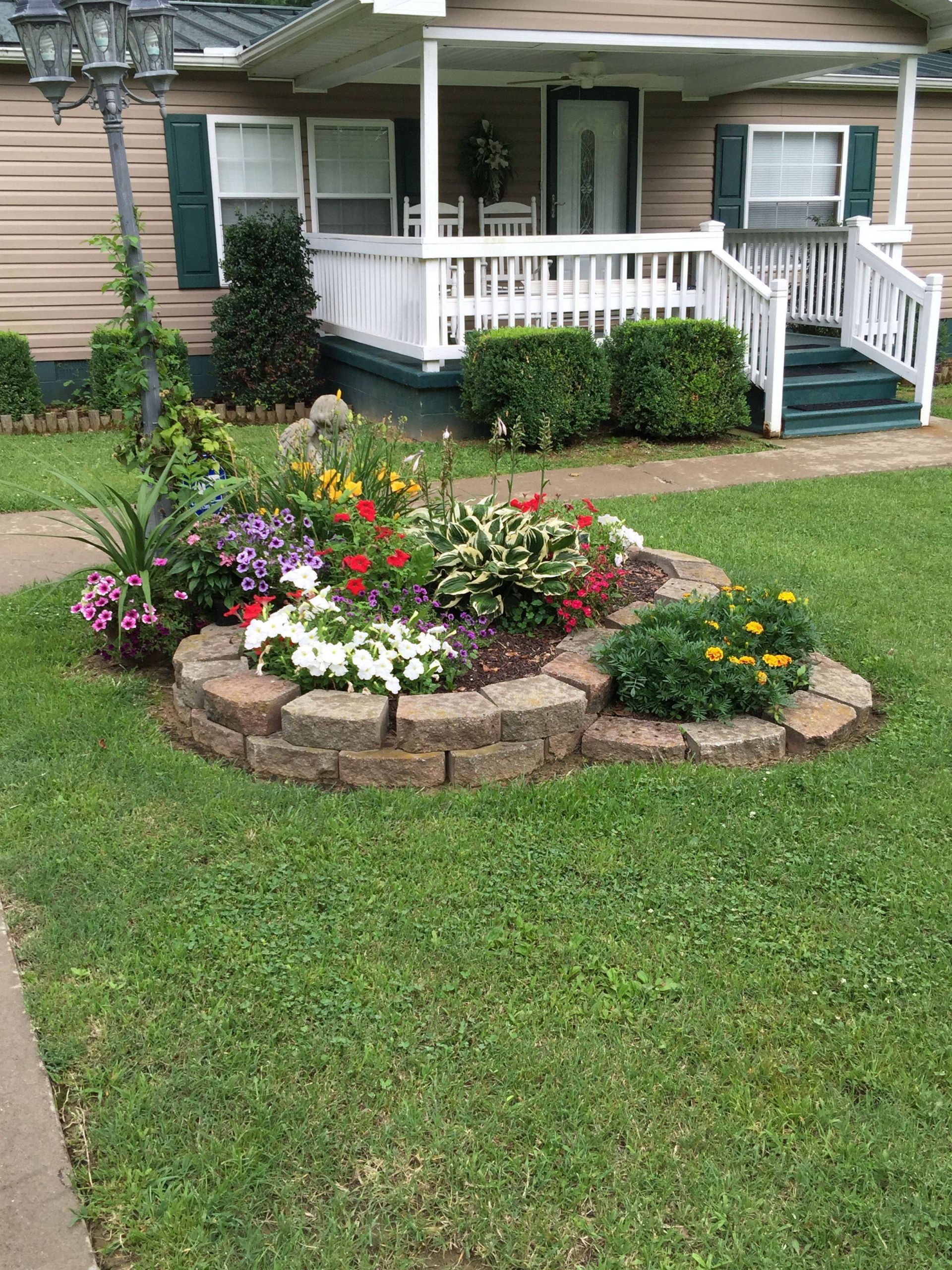Fantastic Low Maintenance Landscaping Ideas for Front Yard